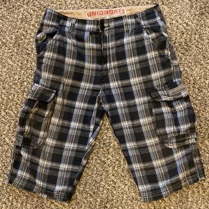 Size 32 men’s unionbay shorts